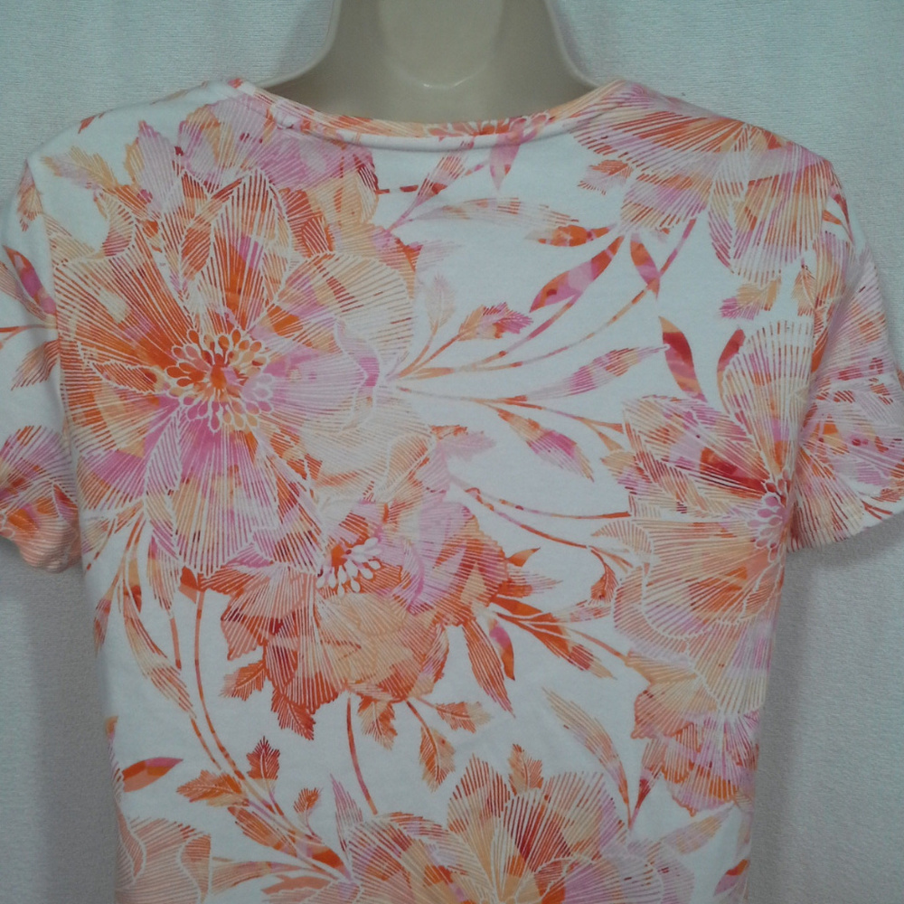 Croft & Barrow womens top t-shirt Size S Orange floral on white - Picture 3 of 8